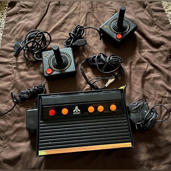 Atari Flashback 2 Console - Picture 3 of 4